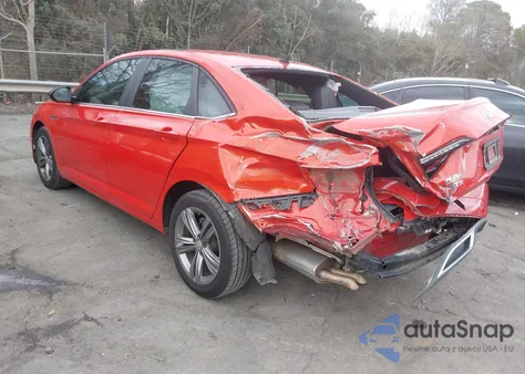 2019 Volkswagen Jetta 1.4T R-Line/1.4T S/1.4T Se z USA, uszkodzony, nr VIN 3VWC57BU0KM110891